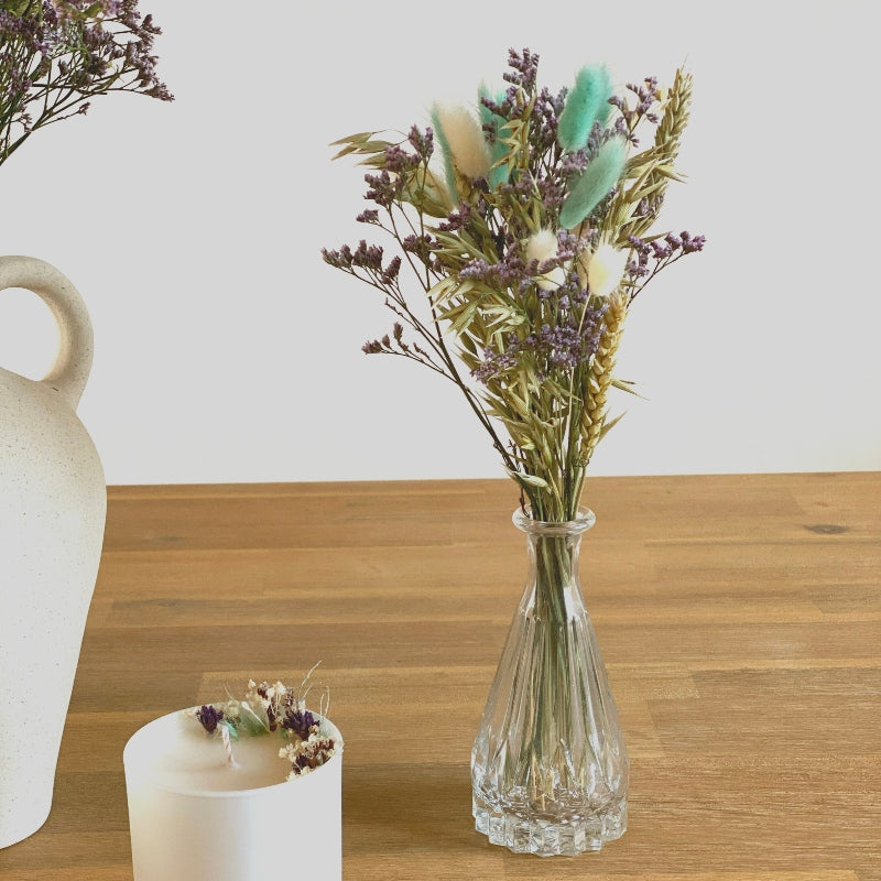 gamme de fleurs sechees Lena dans les tons bleu polaire, violet et vert