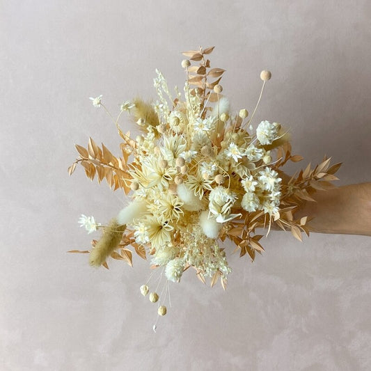 bouquet-de-fleurs-sechees-pastel-cara