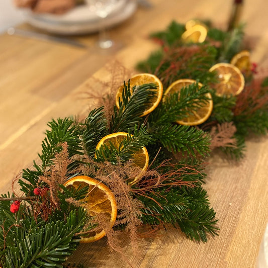 chemin de table sapin et oranges sechees